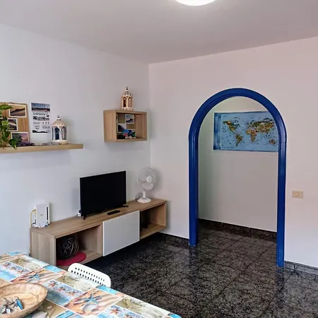 Casa Leo דירה *