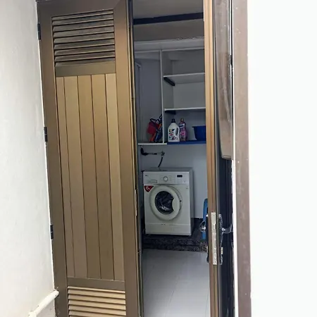 Casa Leo דירה *